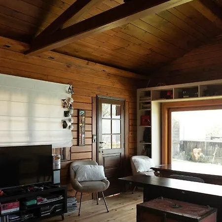 Encantadora Moradia T1, Com Piscina E Vista Mar A 500m Da *