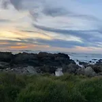 Casa de Férias Encantadora Moradia T1, Com Piscina E Vista Mar A 500m Da