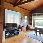 Casa de Férias Encantadora Moradia T1, Com Piscina E Vista Mar A 500m Da *