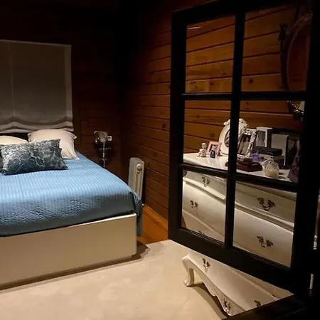 Encantadora Moradia T1, Com Piscina E Vista Mar A 500m Da Ferienhaus