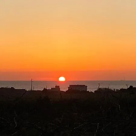 Encantadora Moradia T1, Com Piscina E Vista Mar A 500m Da 펜션 비아나도카스텔로