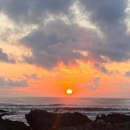 Encantadora Moradia T1, Com Piscina E Vista Mar A 500m Da