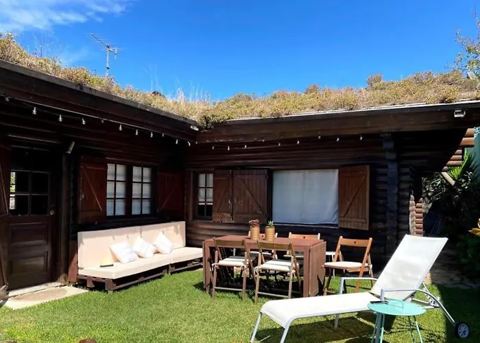 Encantadora Moradia T1, Com Piscina E Vista Mar A 500m Da Feriehus